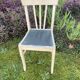Quatre chaises blanches rétro année 50 originales