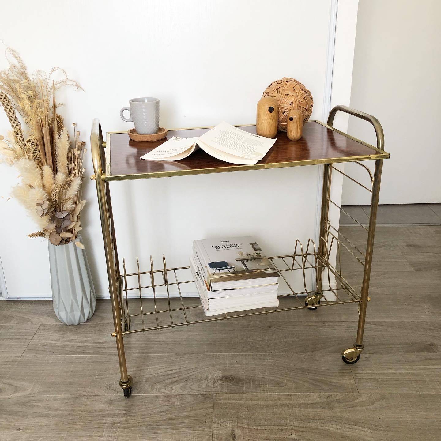 Vintage vinyl trolley