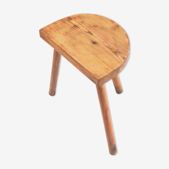 Cowherd stool