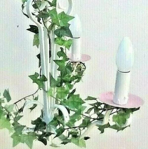 Lustre ancien Maison Delmas Fer forgé blanc / décoré de lierre artificielle