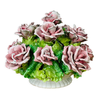 Centerpiece bouquet of flowers pink slurry