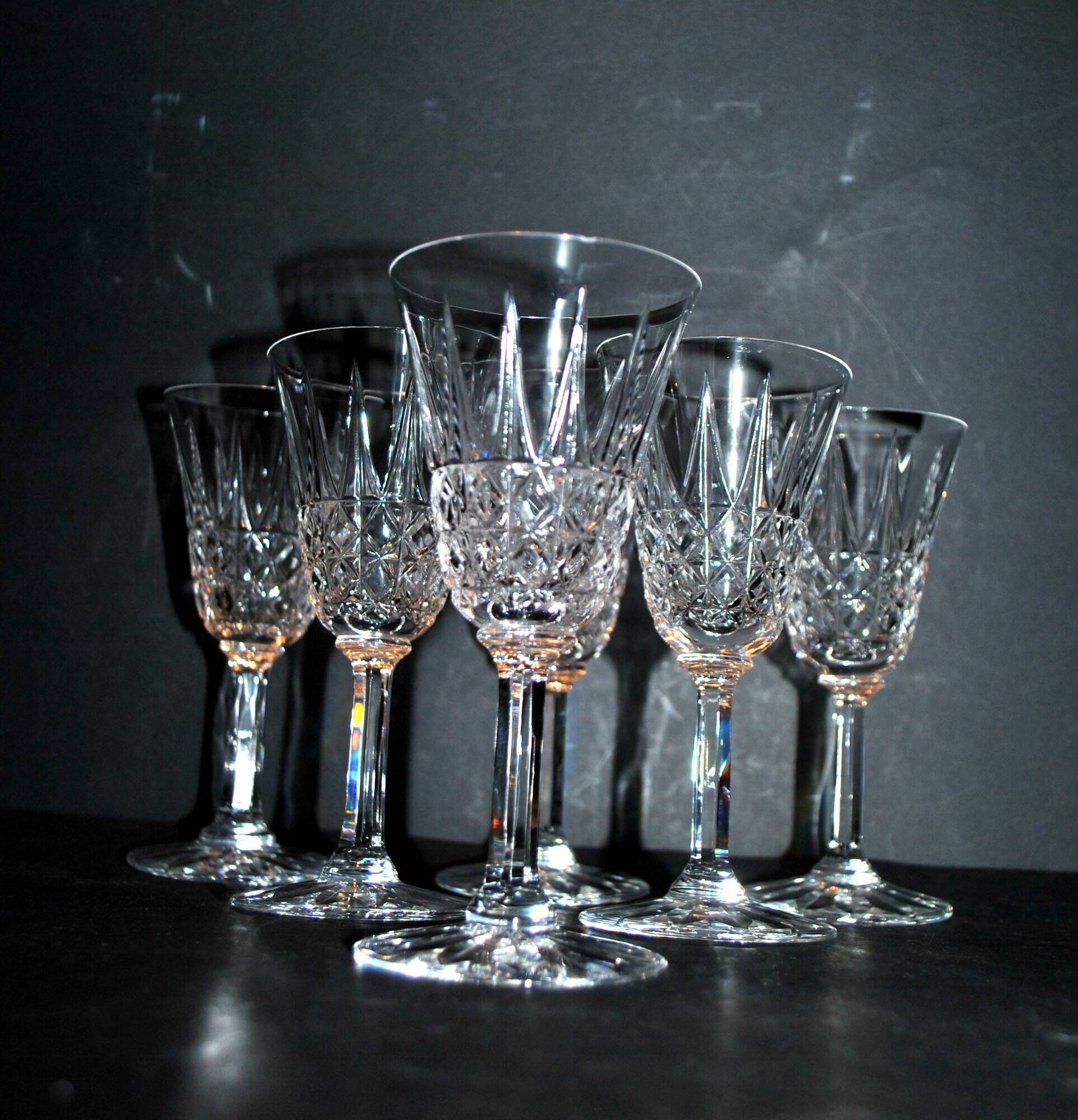Set of 6 tarn white wine glasses 13.8 cm in diamond cut crystal from saint-louis