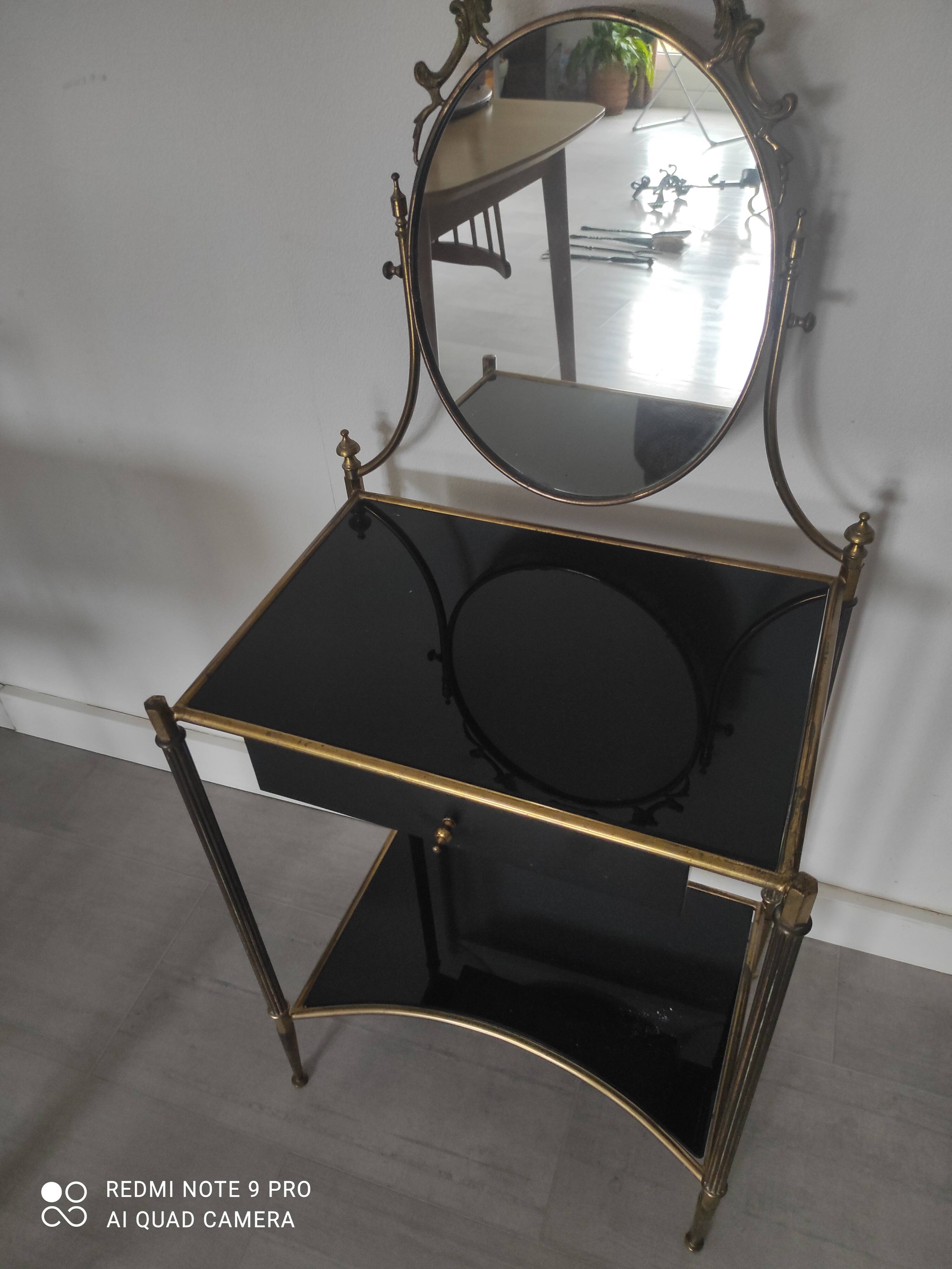 Louis XVI style hairdresser in brass and tempered glass