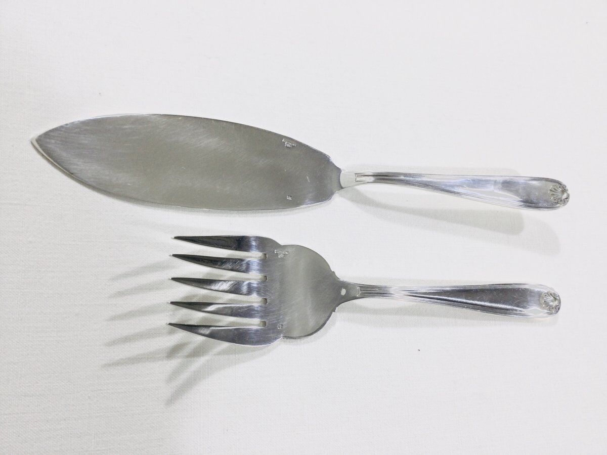 Christofle Berain pattern fish serving cutlery