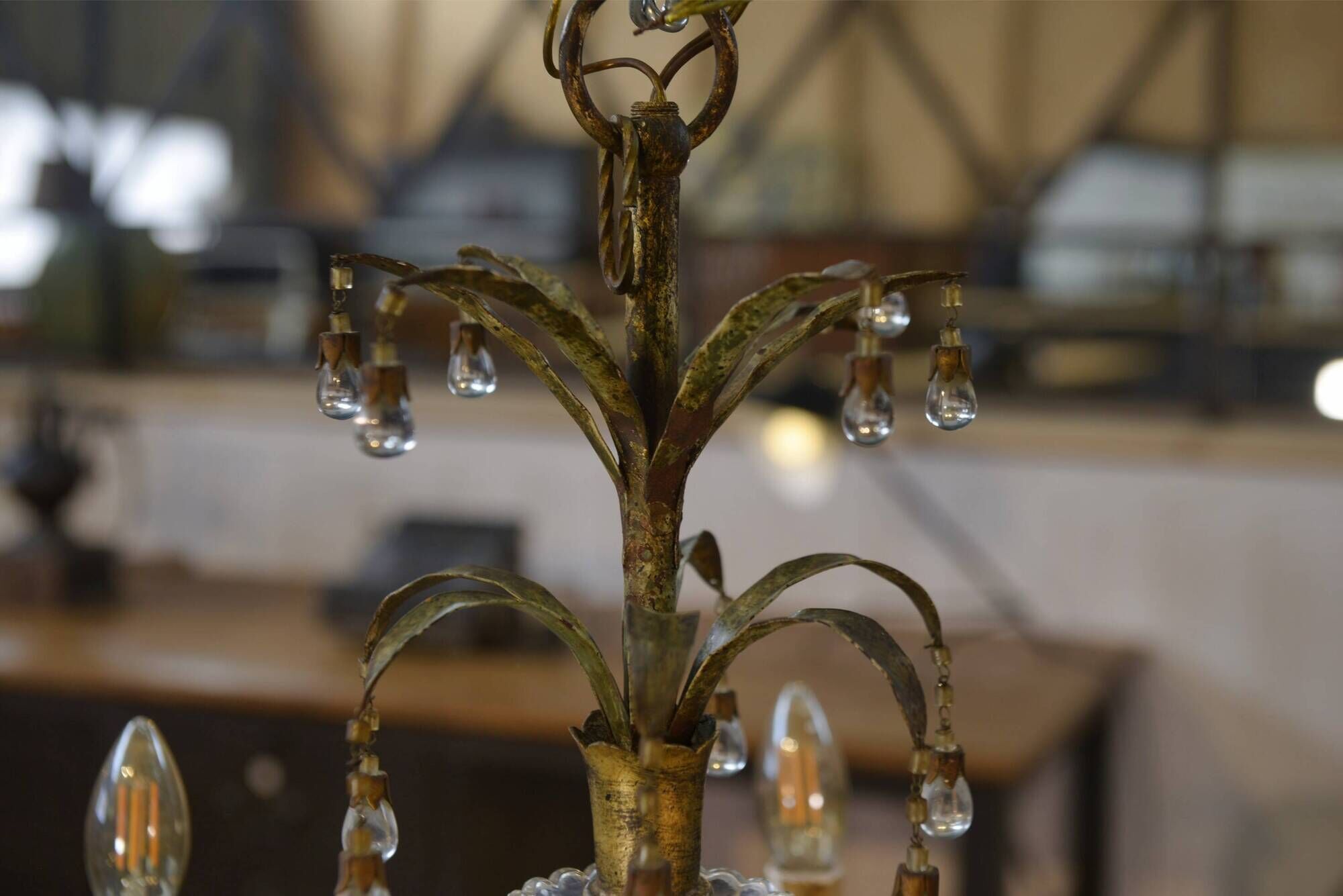 Metal suspension with pendants attributed to Maison Jansen 1970s.