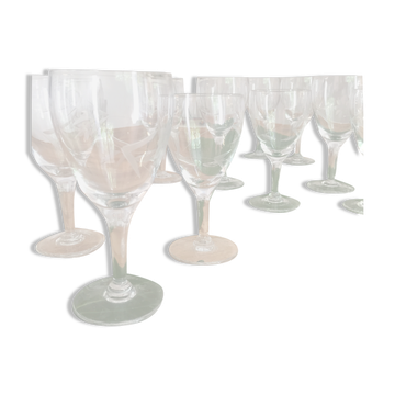 Lot de 16 verres anciens