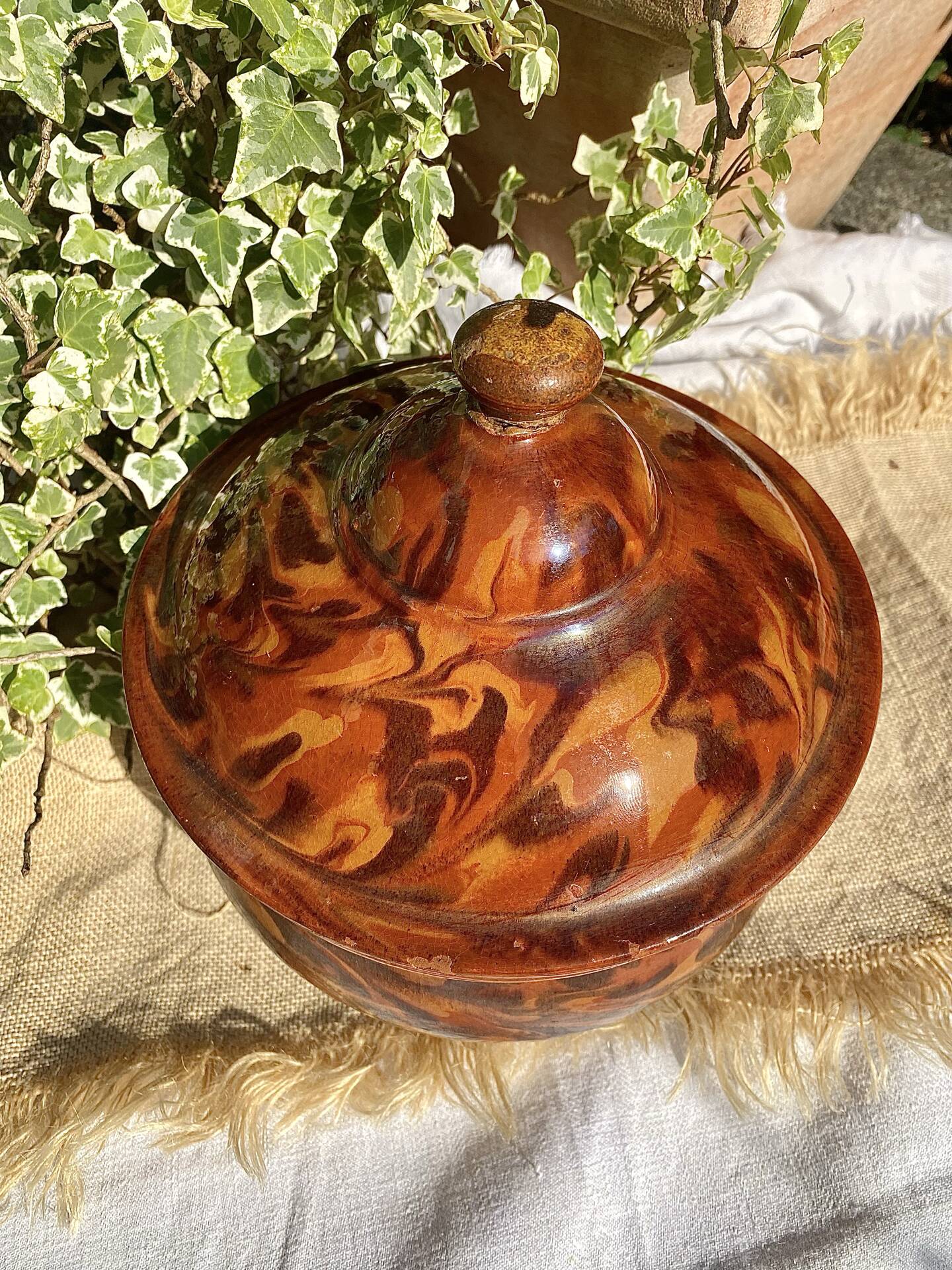 Antique marbled glazed earthenware soup tureen from the southwest, 18th century.