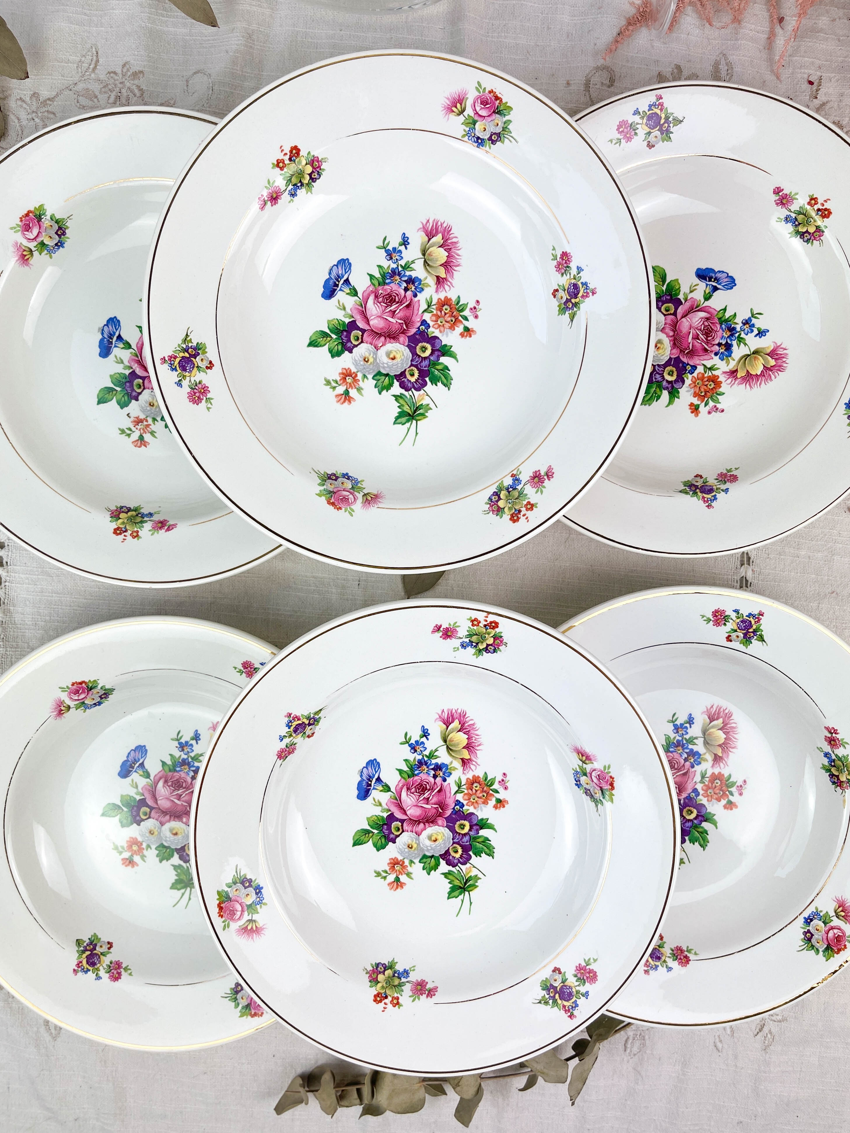 6 hollow plates iron earth salins model "anny" floral pattern