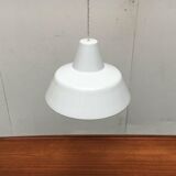 Modern Danish enamel pendant lamp from the mid-century by Louis Poulsen, 1960s.