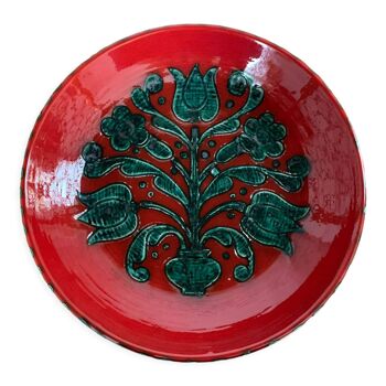 Ceramic decorative plate