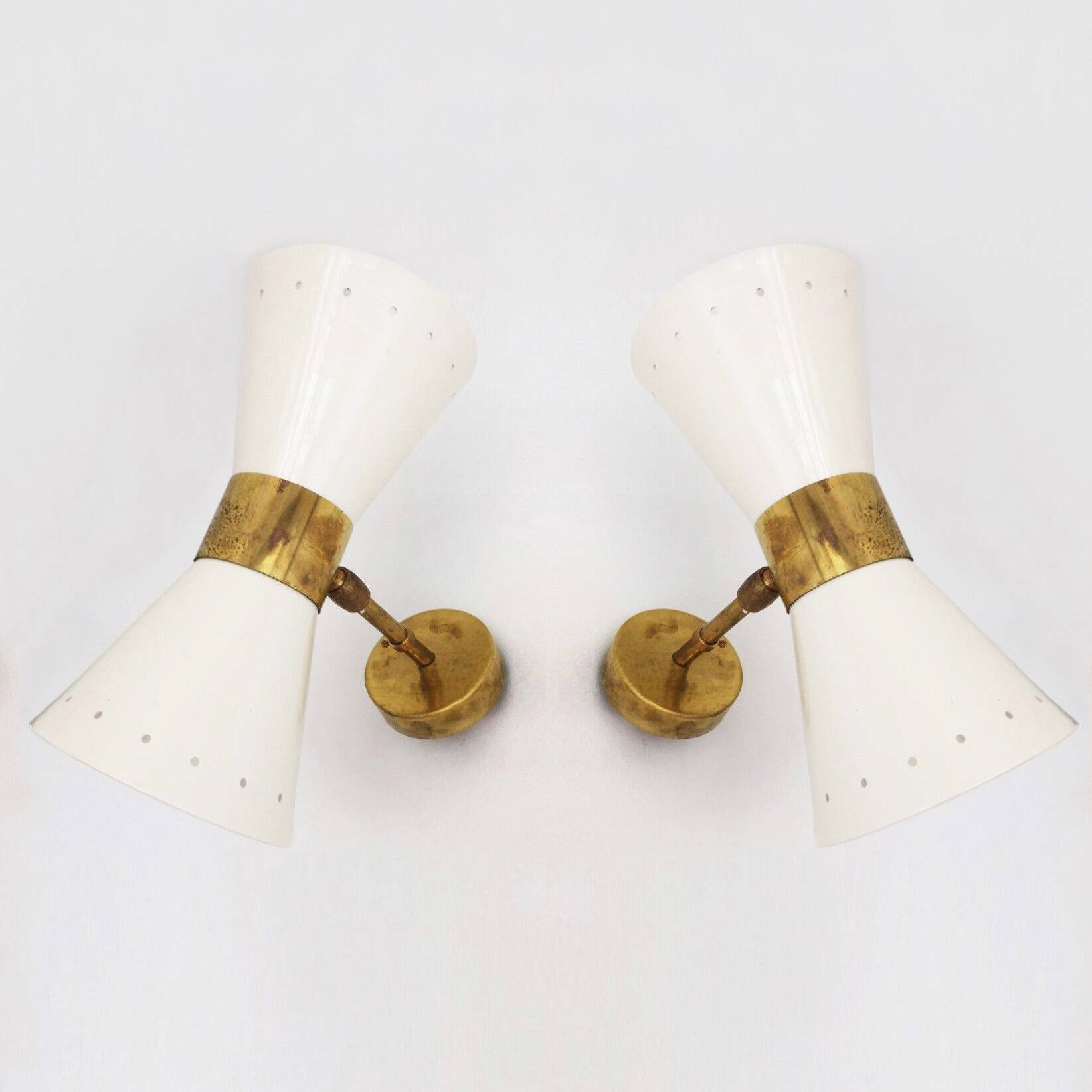 Pair of diabolo design wall sconces from the 1950s
