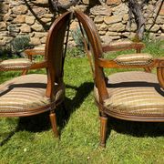 Paire de fauteuils cabriolet Louis XVI – dossier médaillon