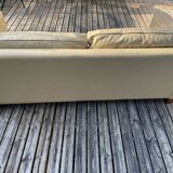 Hugues Chevalier sofa