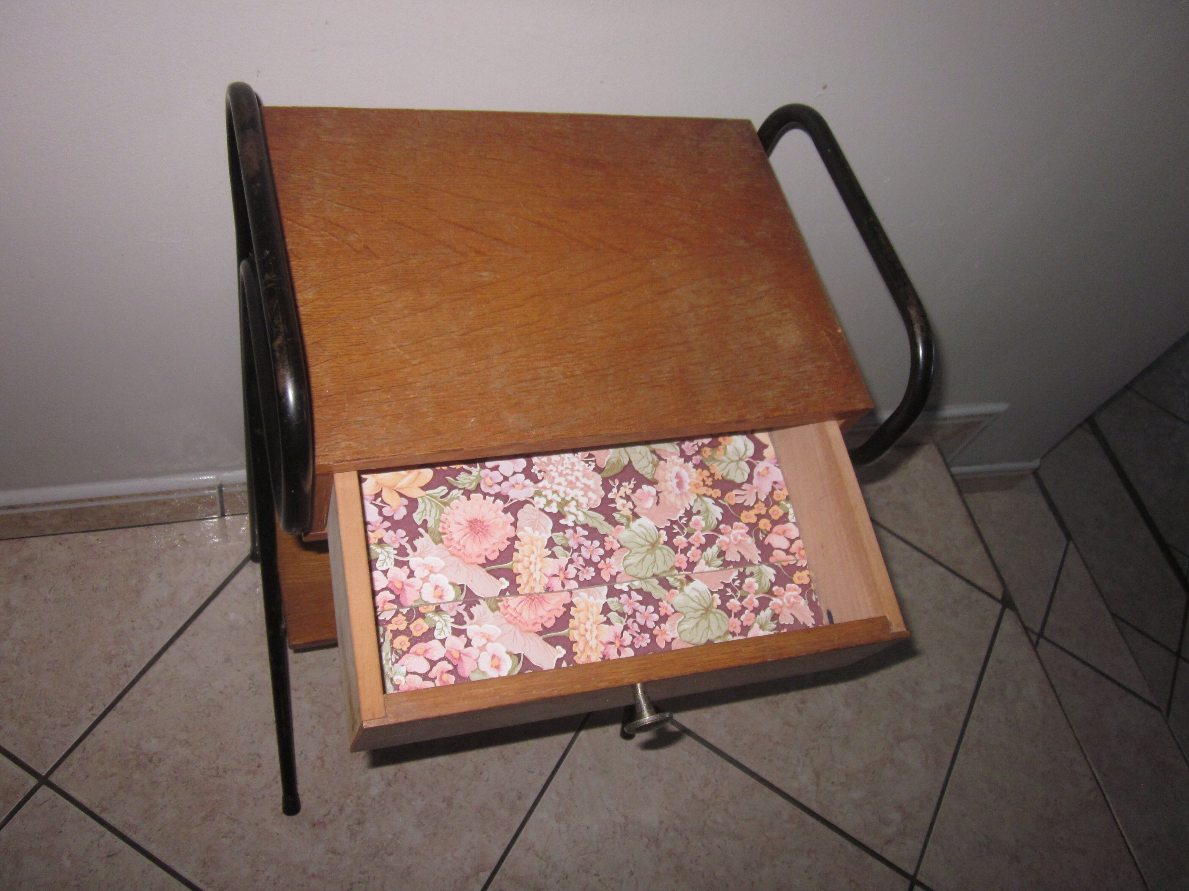 Bedside table of the years 50-60