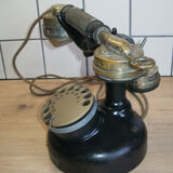 Old phone to column thomson 1940