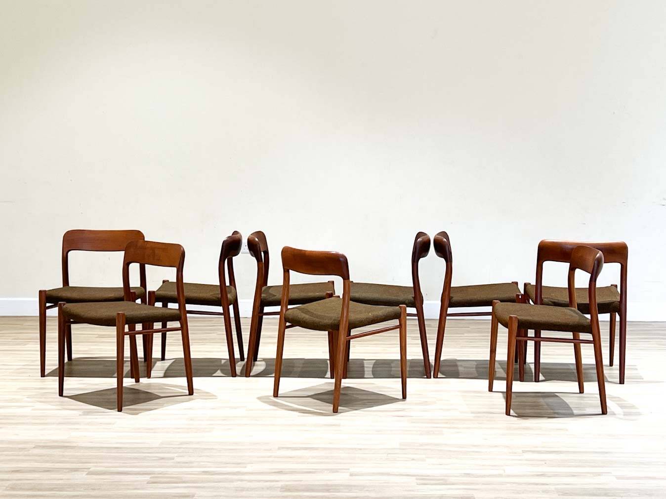 Niels Otto Møller chairs (Model 75) 10 chairs