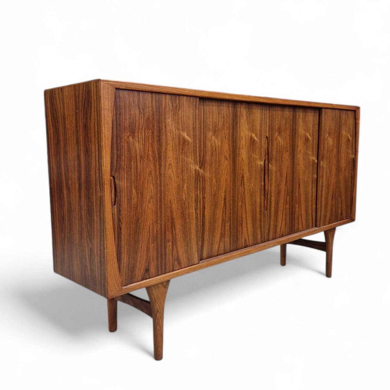 Vintage Scandinavian Sideboard in Rio Rosewood, Henning Kjaernulf
