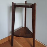 Tripod harness plant holder