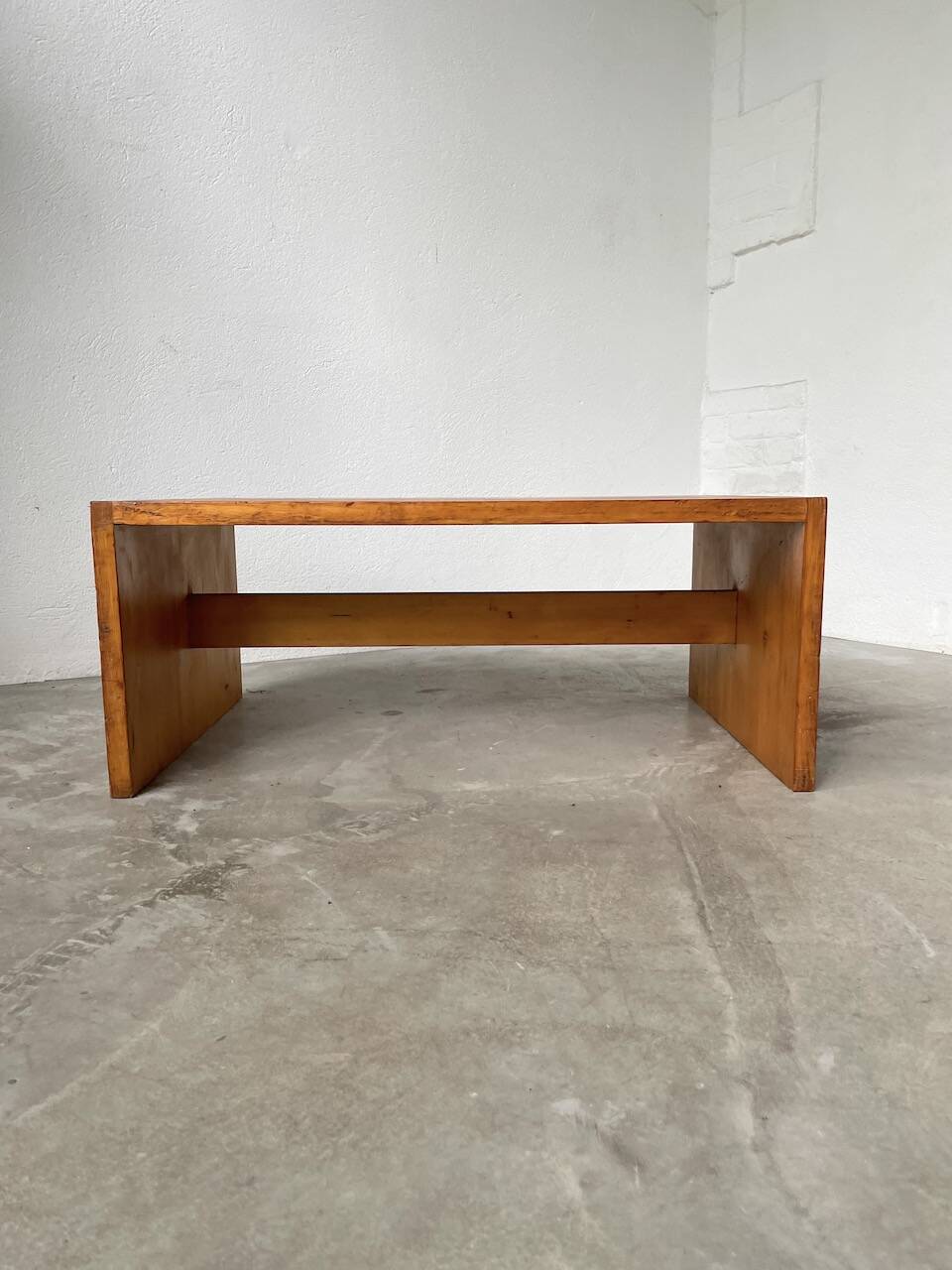 Maison Regain pine coffee table