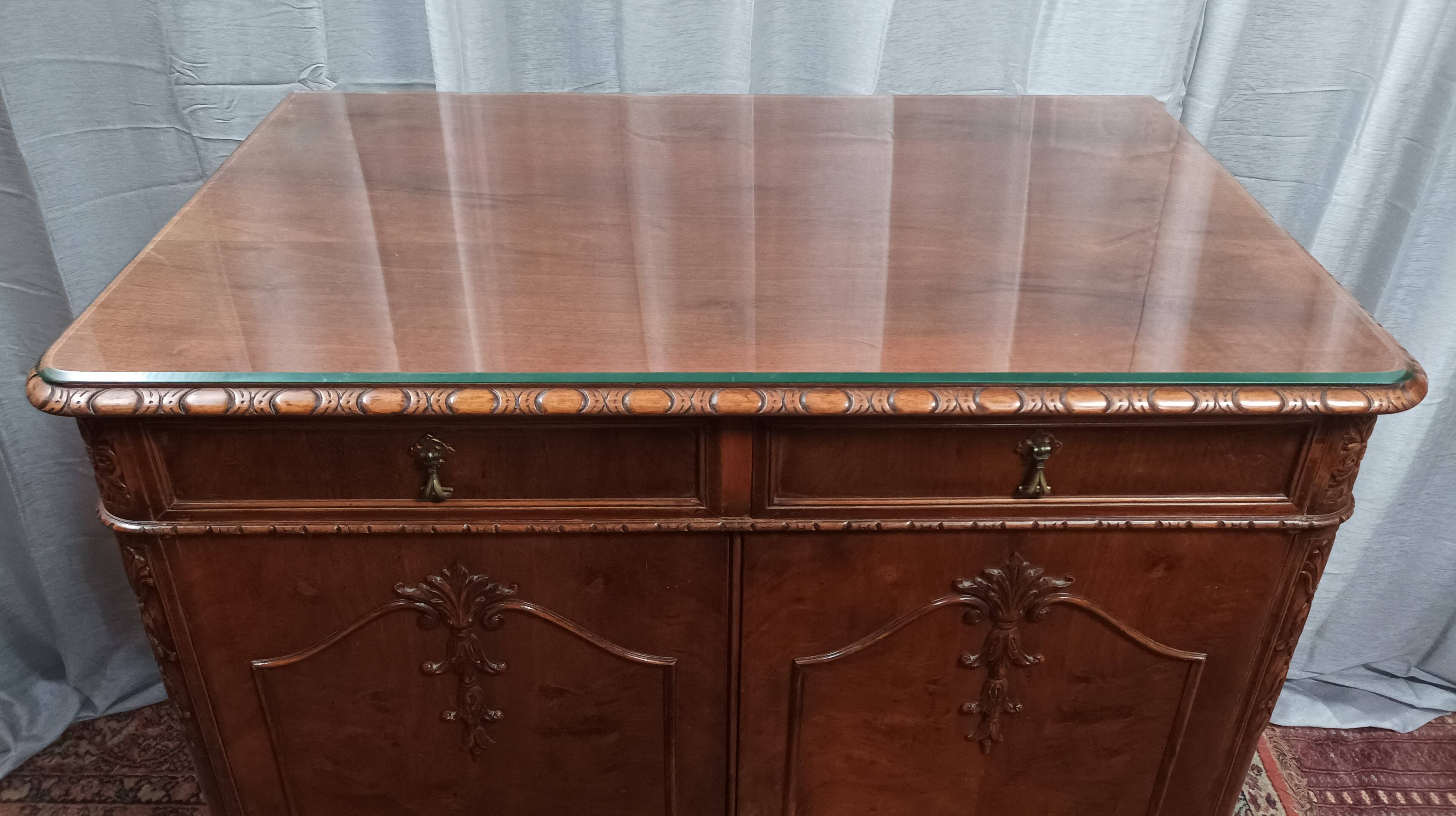 Chippendale mahogany bar cabinet Maison Jellinek in Faubourg Saint Antoine Paris