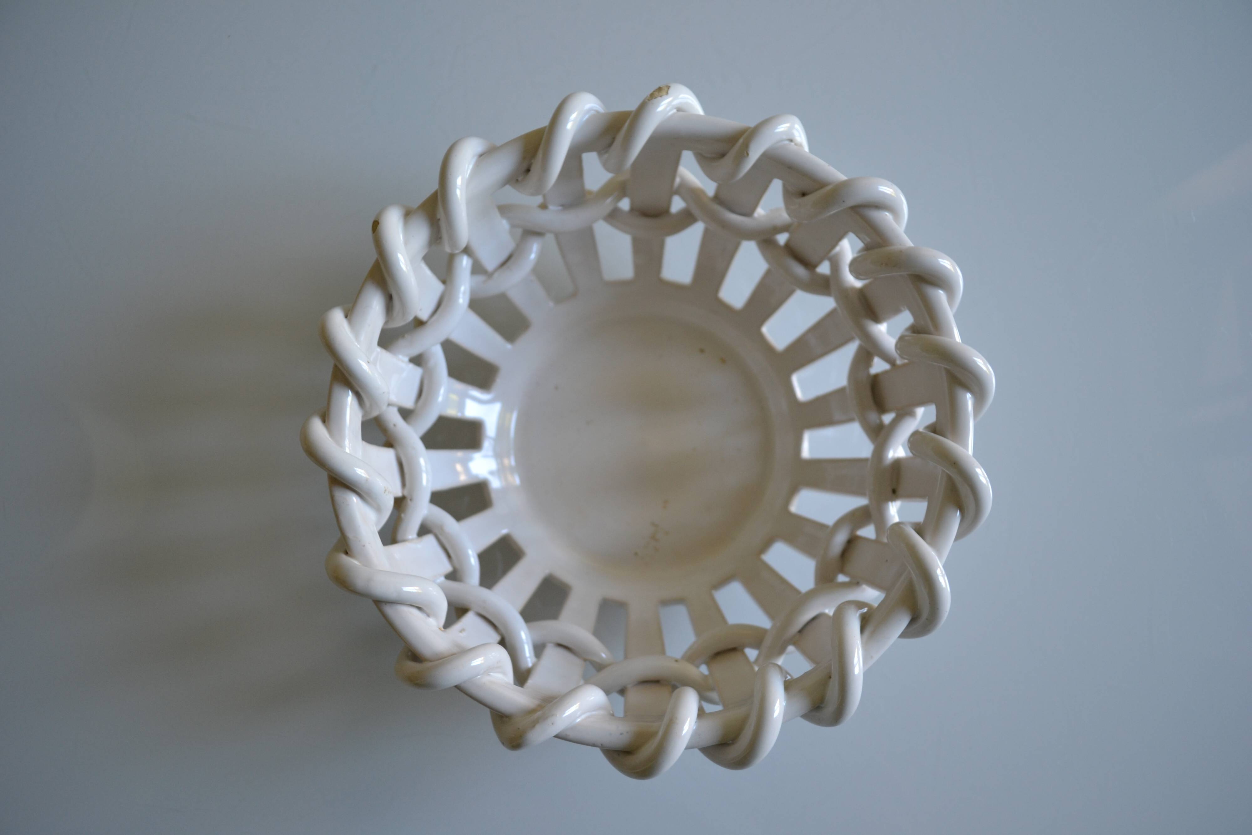 Corbeille ou coupe à fruits céramique tressée de Malicorne Emile Tessier
