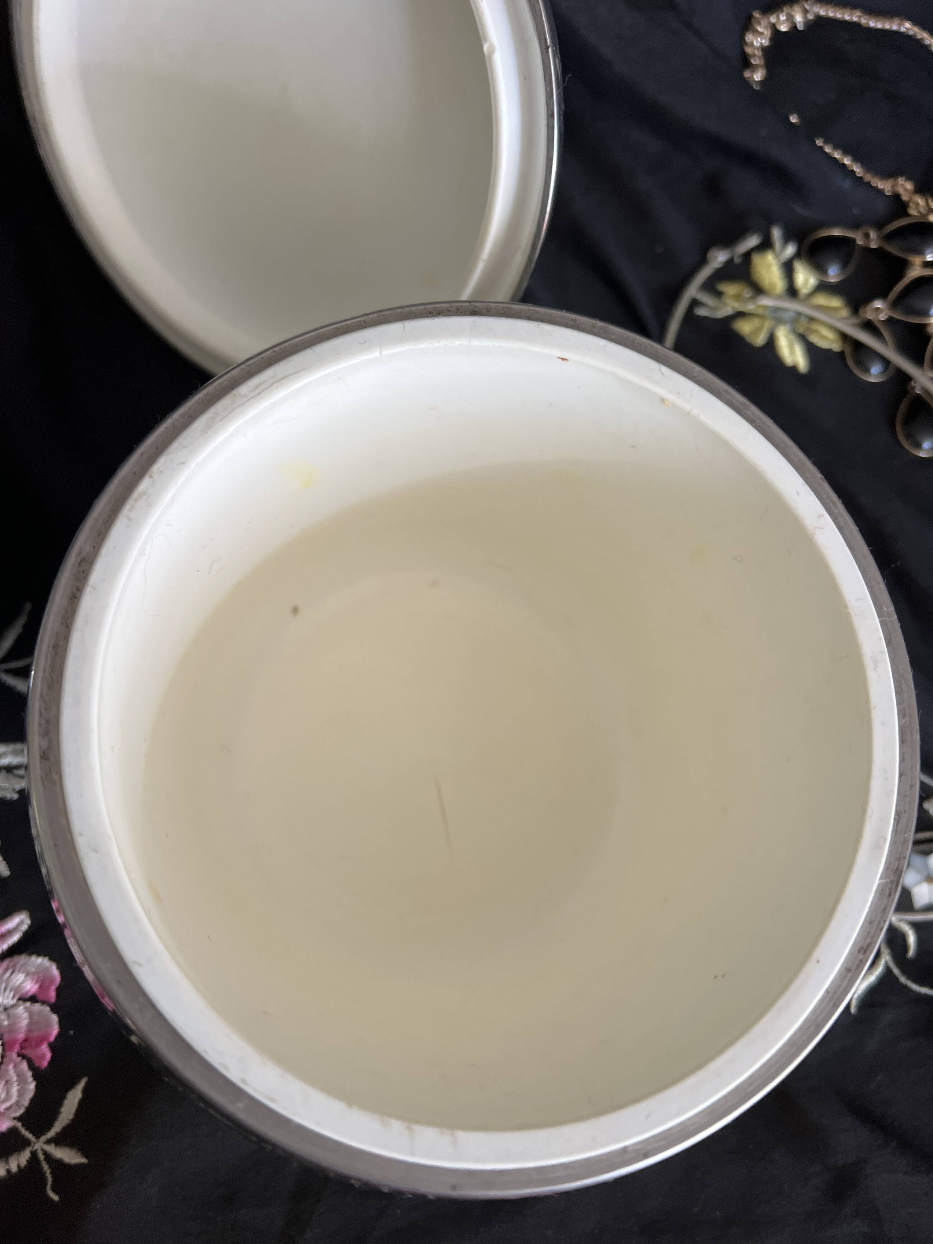 Ice bucket and sugar bowl