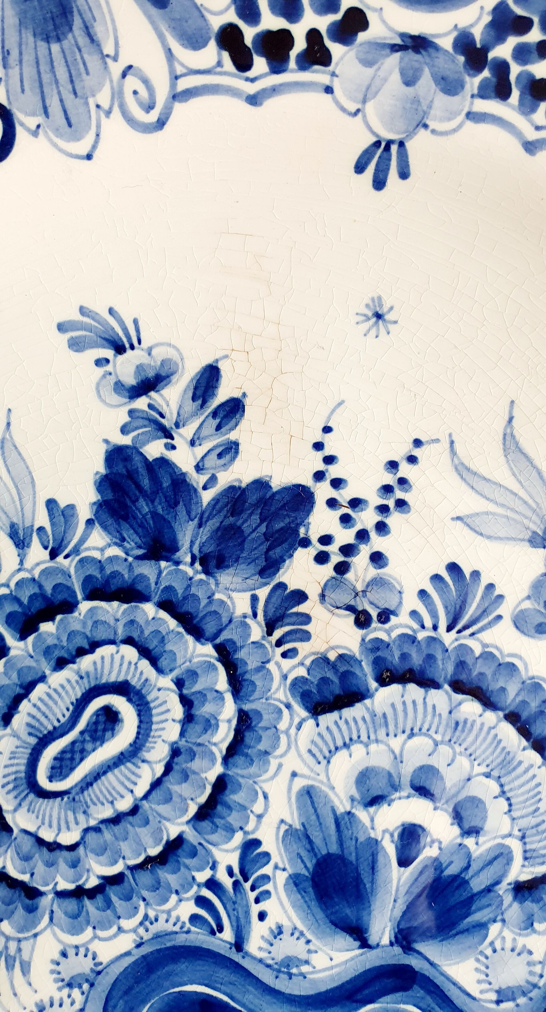 Large hand-painted Royal Delft Blue Holland dish