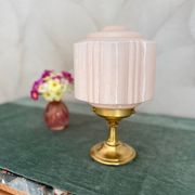 Lampe art déco années 30 avec globe en opaline fleur rose