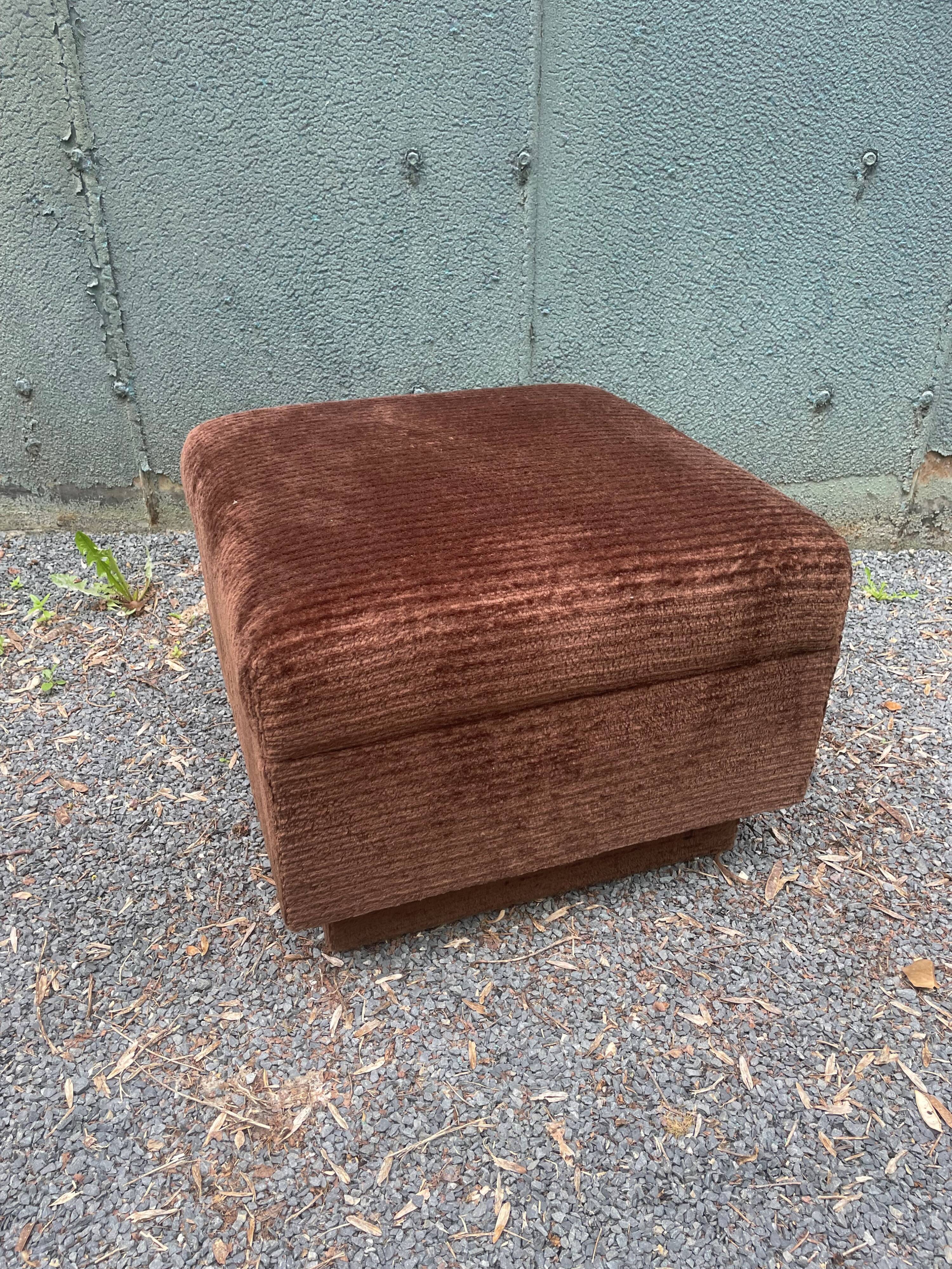 Retro seventies velvet pouf