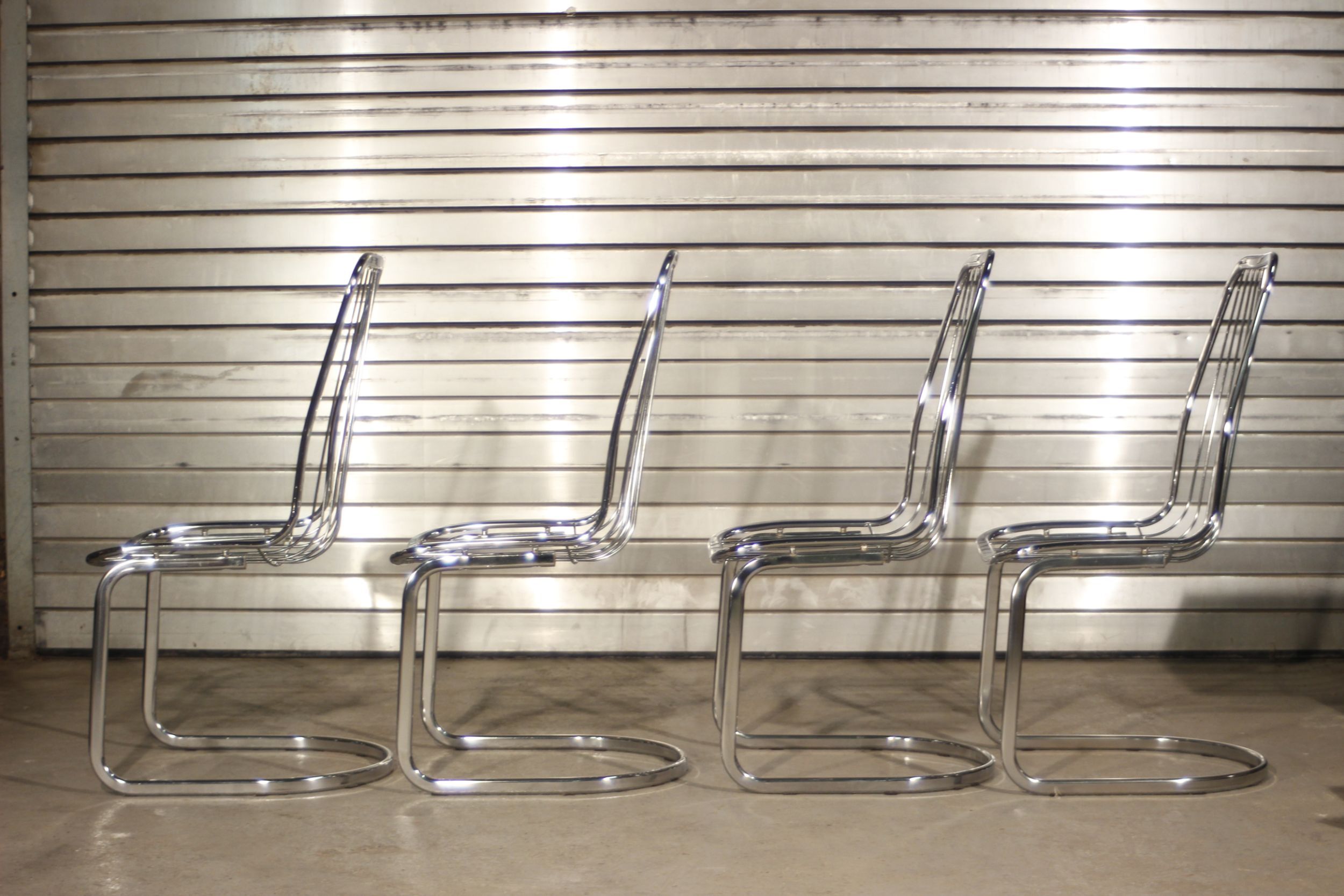 Lot de 4 chaises de salle à manger en tige d'acier chromé par Gastone Rinaldi, Italie 1970s