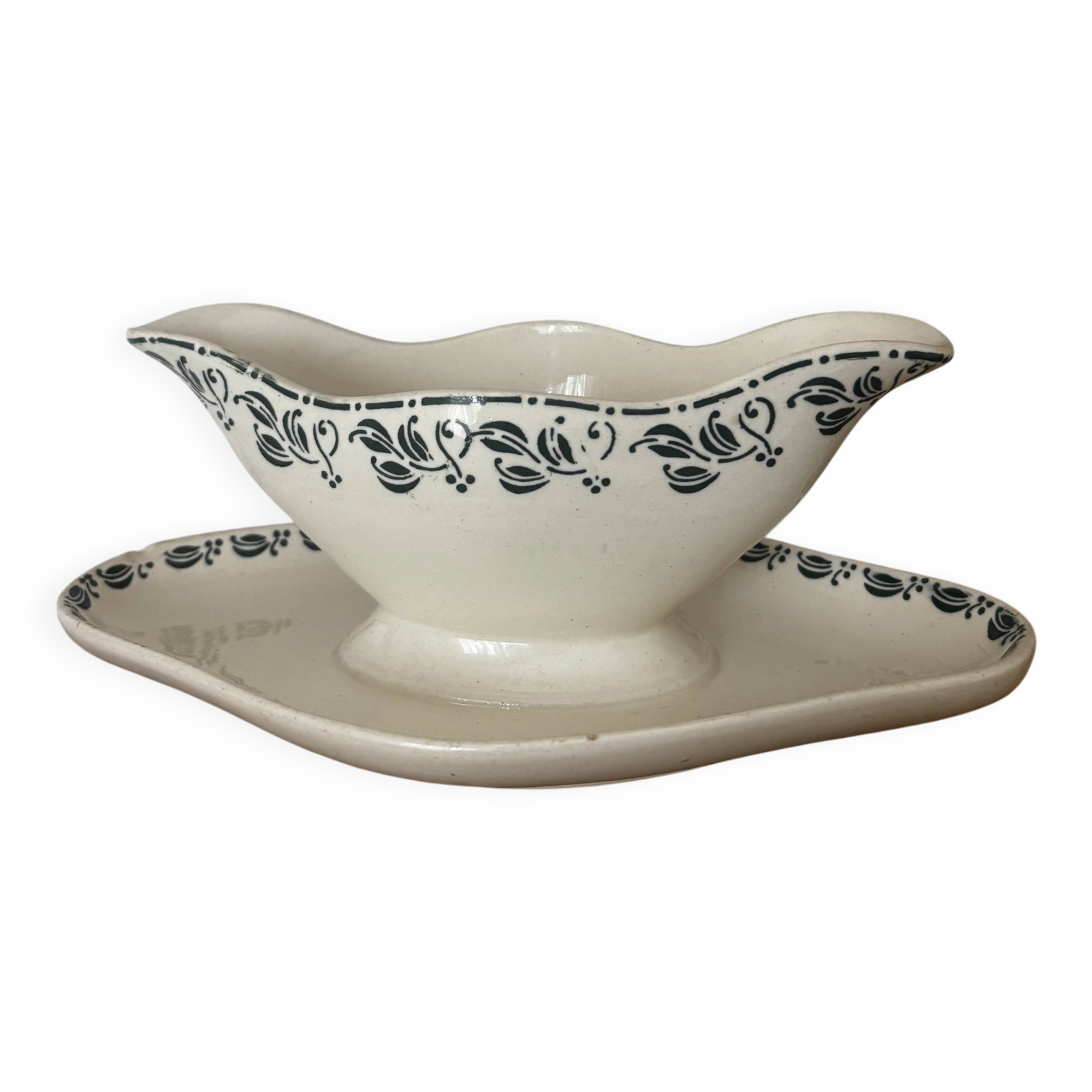 Ancienne saucière terre de fer Choisy le roi