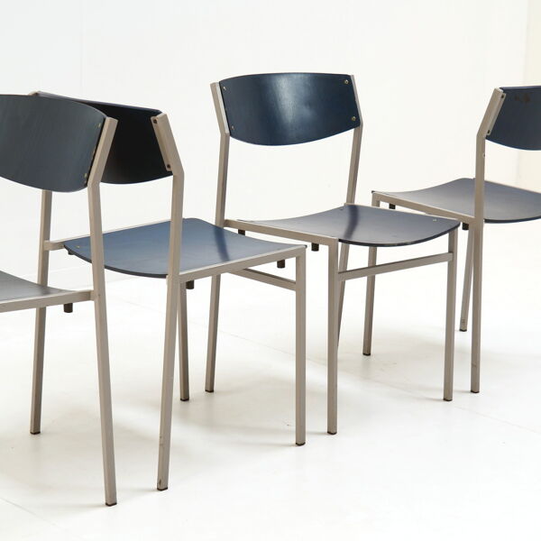 4 chaises du designer néerlandais Gijs van der Sluis