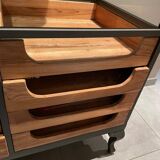 16 drawer counter