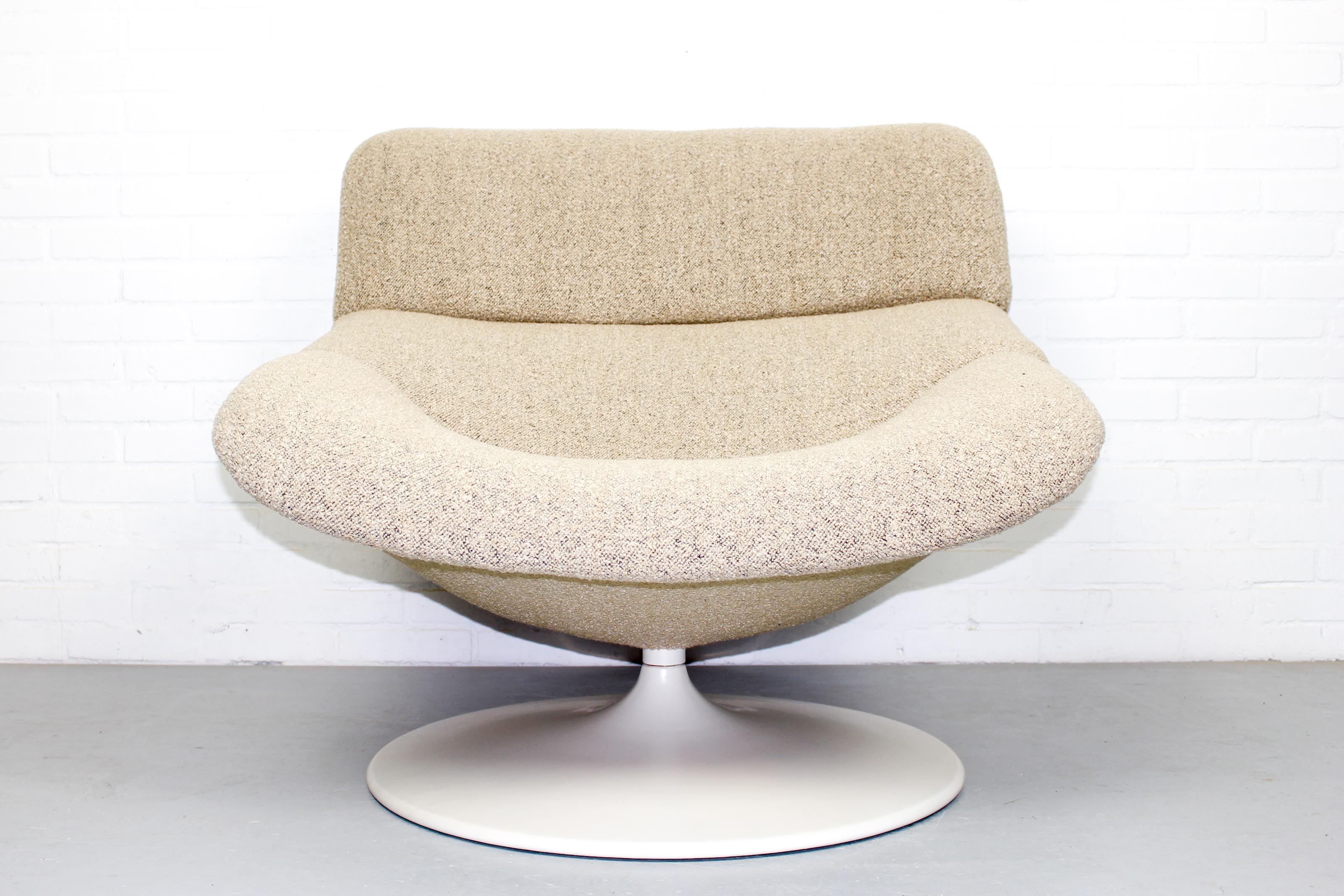 F518 lounge swivel chair by Geoffrey Harcourt for Artifort