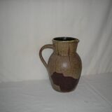 Accolay YB pitcher from the 60s