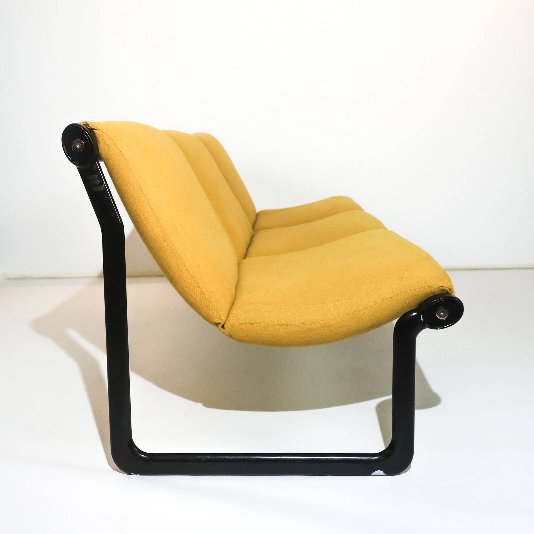 Three-seater sofa "Sling" Knoll vintage yellow, 1970s