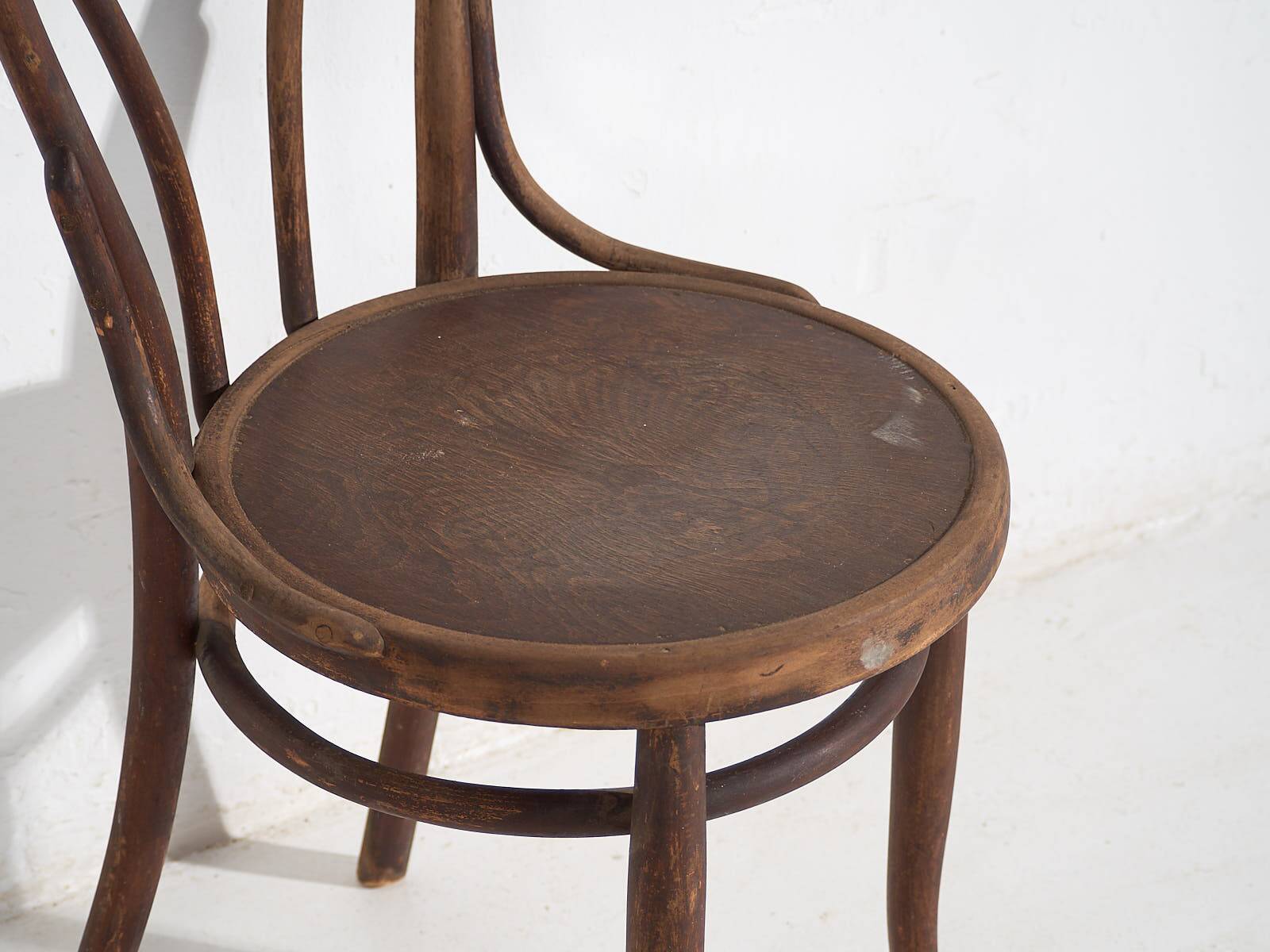 Antique Thonet Chairs No. 18 (c.1930). Set of 4 pieces #10
