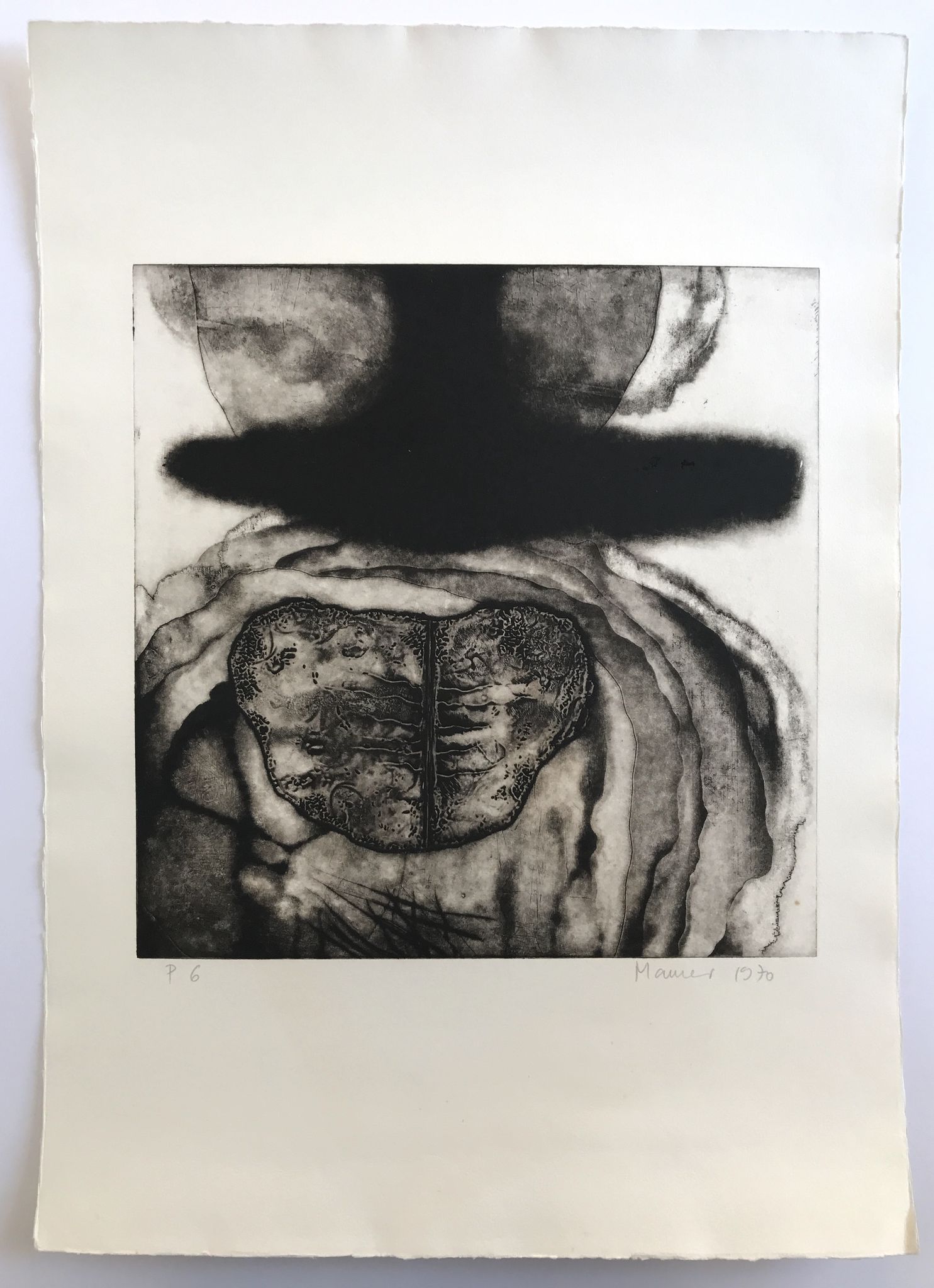 Gravure en noir sur velin fort signée de mamer, sans titre, 1970