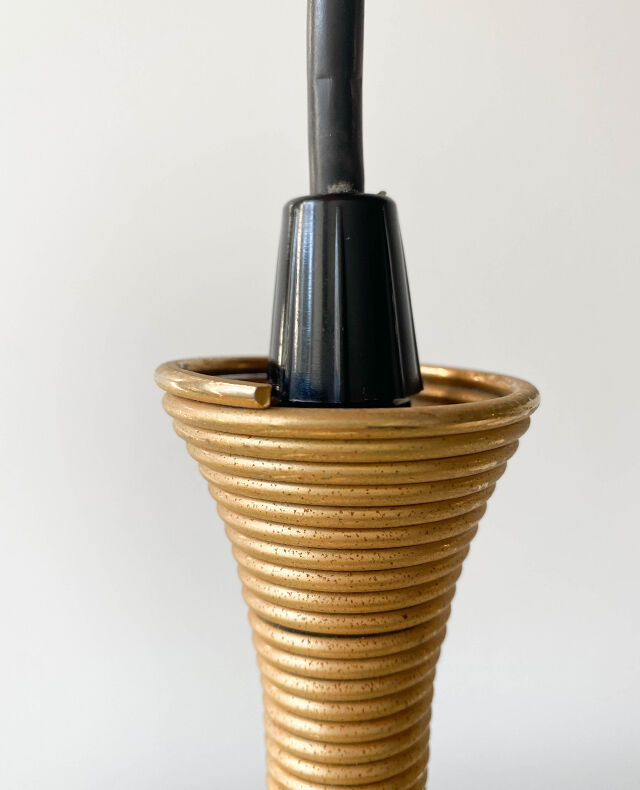 Golden spiral suspension