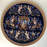 Plat en faïence de Gien