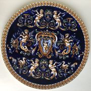 Plat en faïence de Gien