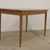 Table à manger pliante en noyer entièrement rénovée, années 1970, Tchécoslovaquie