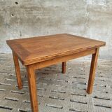 Dining table extendable