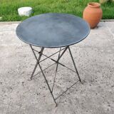 Steel round table