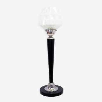 Art deco diamond shaped lamp