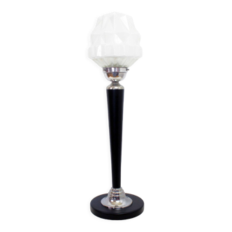 Art deco diamond shaped lamp