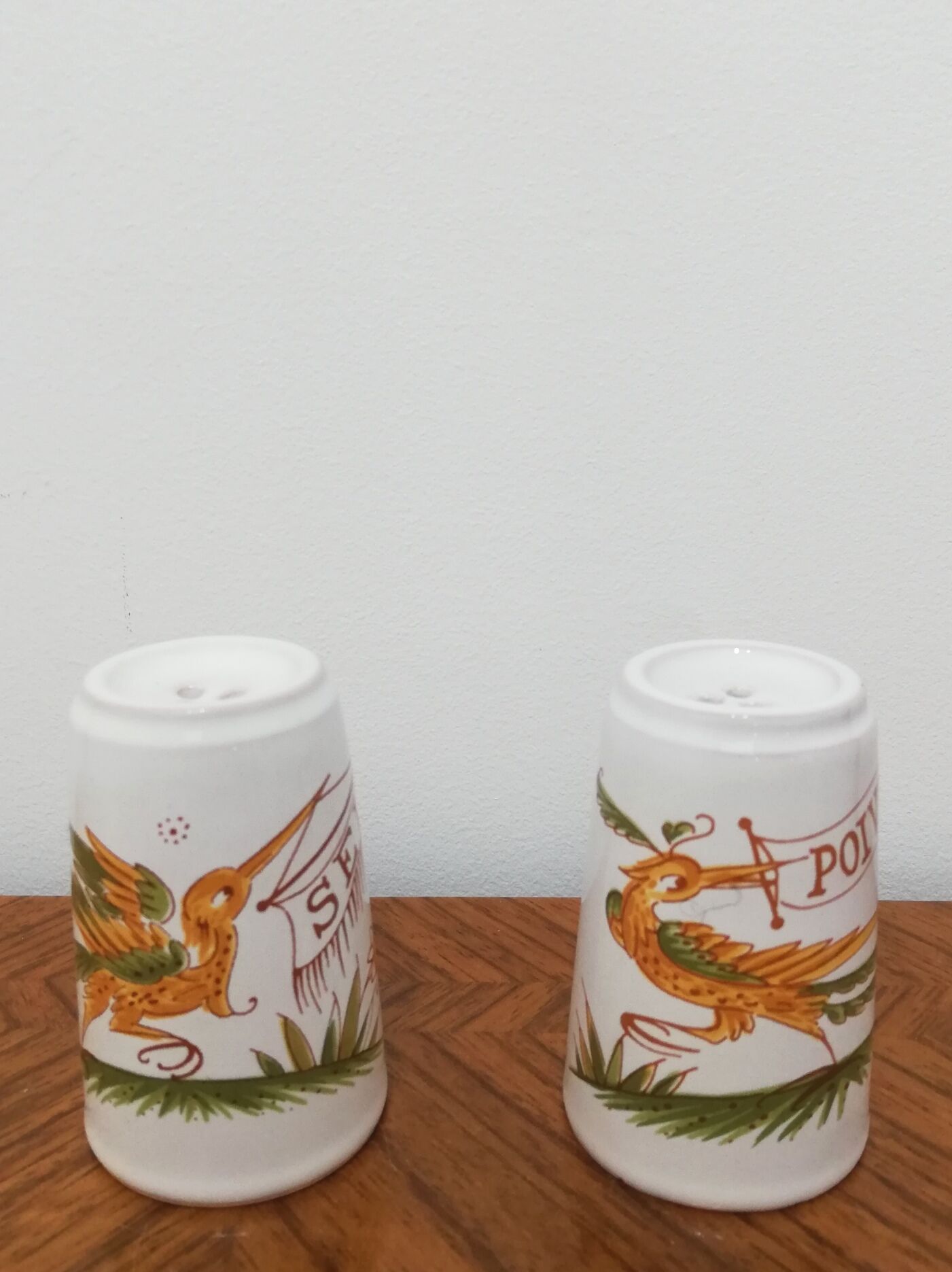 Duo pepper salt shaker in Moustiers earthenware