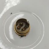 Enamelled sheet metal suspensions