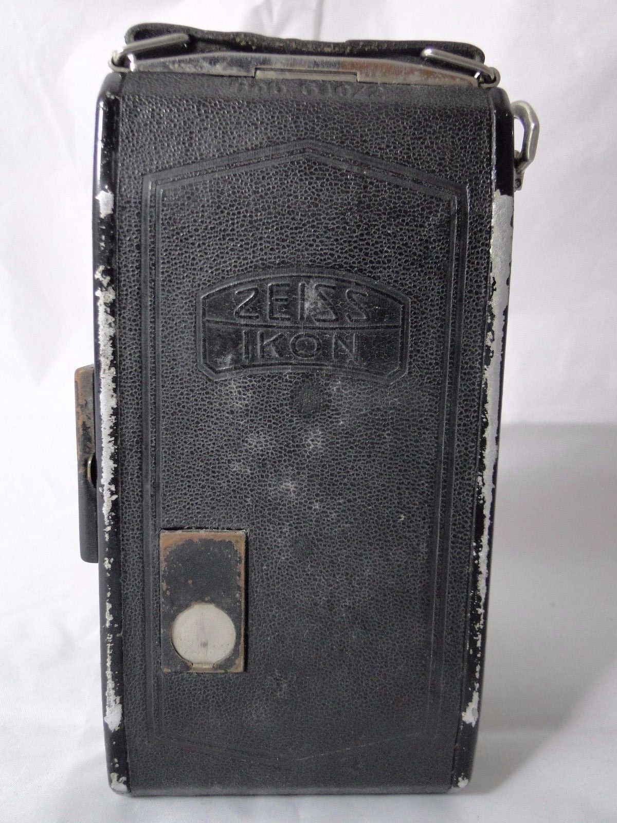 Camera ikonta zeiss ikon model 510/2 with case