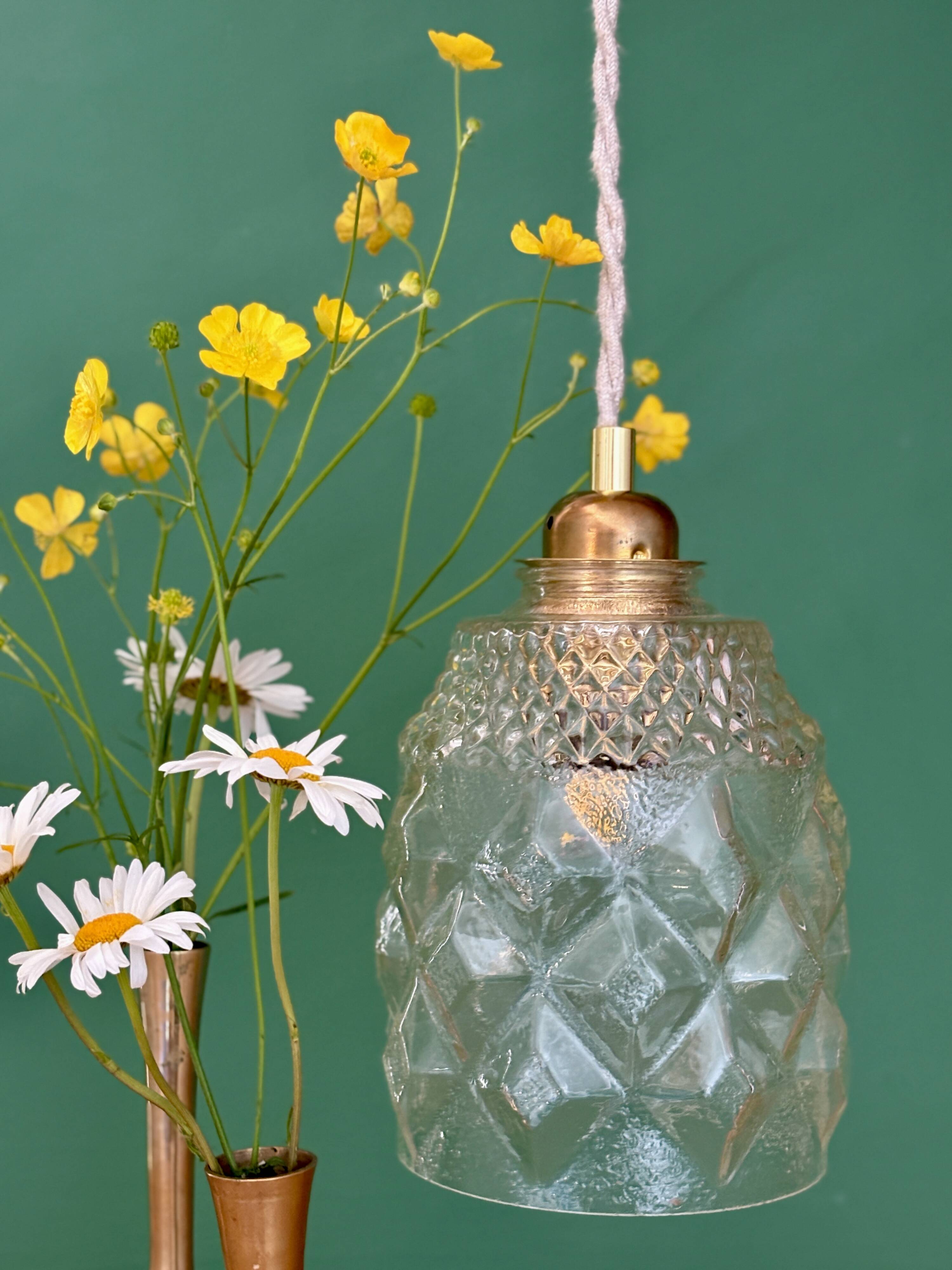 Suspension globe vintage en verre